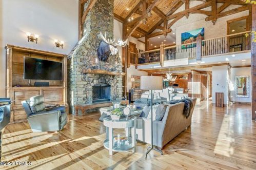 4712 Pace Dr, Park City UT 84098-6631 exterior