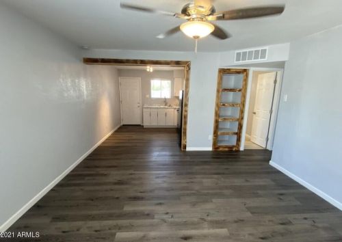 412 17 Dr, Phoenix AZ 85029-5931 exterior