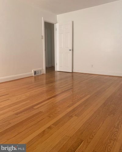 6822 Loretto Ave, Philadelphia PA 19111-5844 exterior