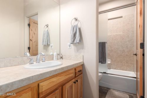 37405 16 St, Phoenix AZ 85086-6479 exterior