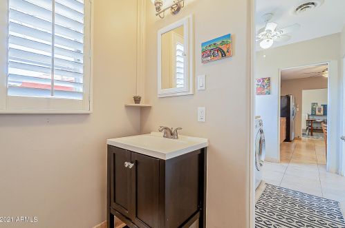 839 Edgemont Ave, Phoenix AZ 85035-1735 exterior