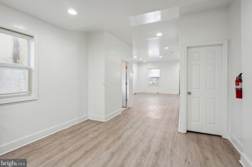 2135 20 St, Philadelphia PA 19121-1517 exterior