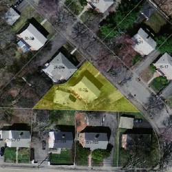 20 Payne Rd, Newton MA  02461-1816 aerial view