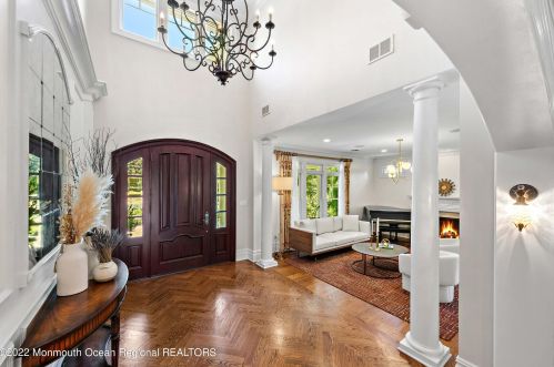 21 Vista Dr, Little Silver NJ  07739-1611 exterior