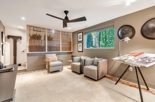 1506 Brook Valley Ln, Atlanta GA  30324-3212 exterior