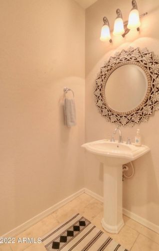 21623 39 Way, Phoenix AZ 85050-4900 exterior