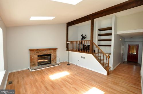 5 Belmont Ct, Erial NJ 08081-9220 exterior