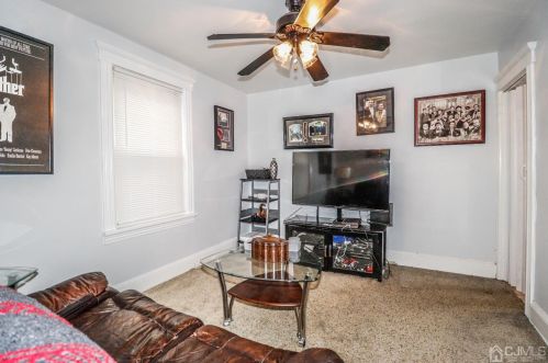 42 Leick Ave, Carteret NJ 07008-2841 exterior