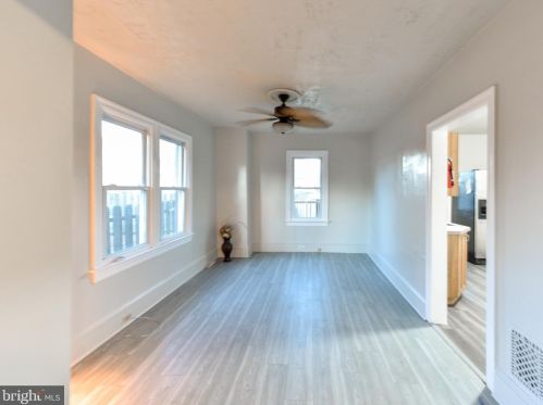 60 Barber Ave, West Deptford NJ  08096-2435 exterior