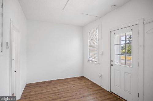 1943 Cooper St, West Deptford NJ 08096-3810 exterior