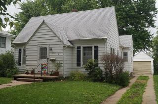 1717 K St, Auburn, NE 68305-2143