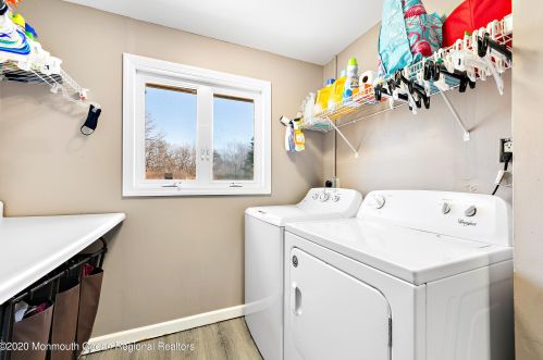 82 Buckingham Dr, Jackson Twp NJ 08527-2640 exterior