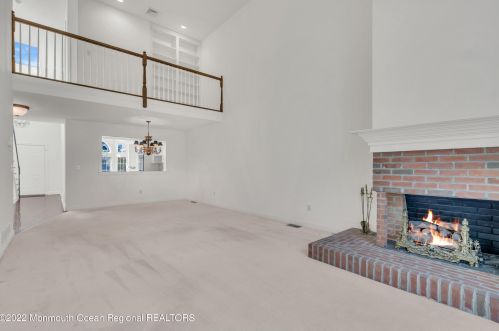 112 Greenfield Ct, Little Silver, NJ 07739-1812