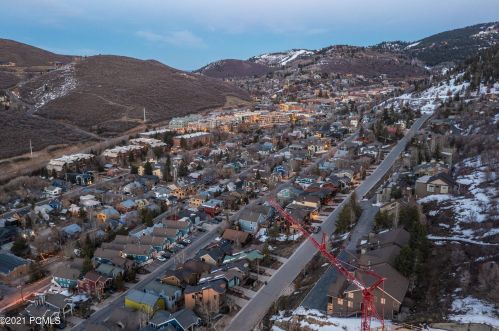 1172 Lowell Ave, Park City UT 84060-5115 exterior