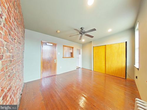 2204 15 St, Philadelphia PA 19132-4414 exterior