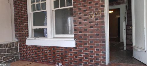 4939 16th St, Philadelphia, PA 19112-1704