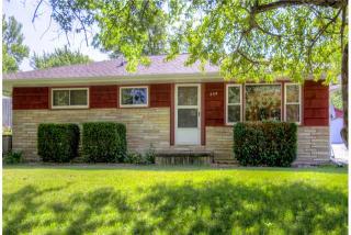 504 B St, Indianola, IA 50125-3180