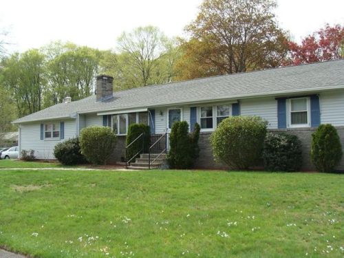 24 Frst Rd, Agawam MA  01001-3557 exterior