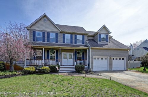 327 Frank Applegate Rd, Jackson Twp NJ  08527-4217 exterior