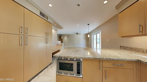 505 El Caminito Dr, Phoenix AZ 85051-4620 exterior