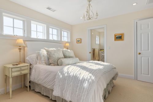 230 Skyline Dr, Chatham MA 02633-1720 exterior