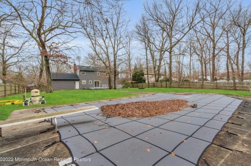 722 Green Valley Rd, Jackson Twp NJ  08527-2942 exterior