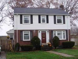 34 Farquhar Rd, Newton, MA 02460-2008
