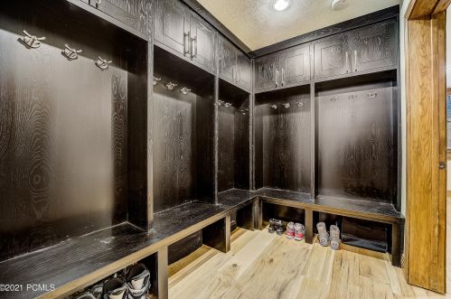 953 Park Ave, Park City UT 84060-5202 exterior