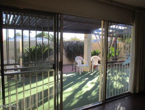 2215 Claremont St, Phoenix AZ 85015-2029 exterior