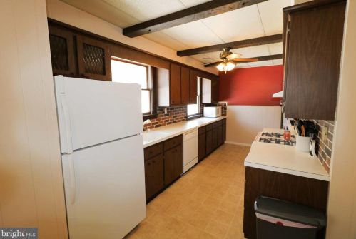 427 Lehigh Ave, Trenton NJ 08619-2025 exterior