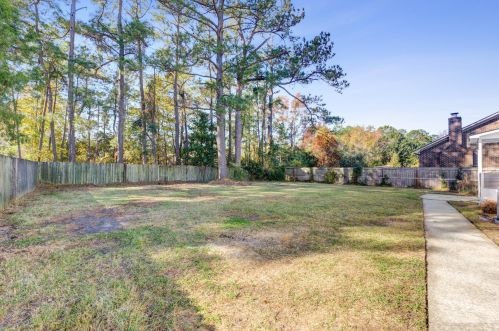 184 Ponderosa Dr, Ladson SC  29456-3165 exterior