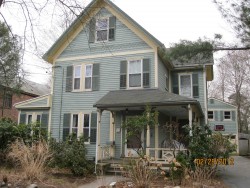 95 Hyde St, Newton, MA 02461-1237