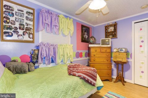 420 Pennsylvania Ave, West Deptford NJ 08063-1223 exterior