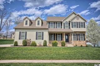 280 Pine Creek Dr, Carlisle, PA 17013-9611
