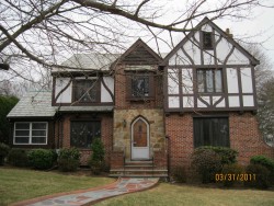 92 Stuart Rd, Newton, MA 02459-1261