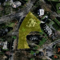 10 Bishopsgate Rd, Newton MA 02459-1345 aerial view