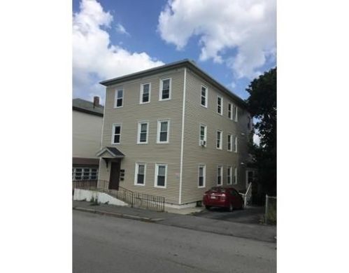 80 Gage St, Worcester, MA 01605-3052