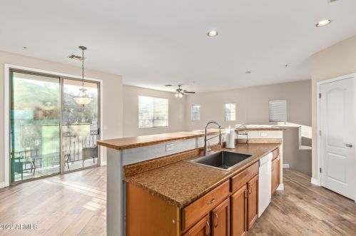 7515 30th Pl, Phoenix AZ  85042-6050 exterior