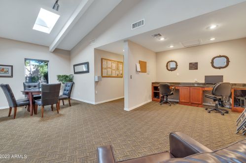 3825 Camelback Rd, Phoenix AZ 85018-2643 exterior