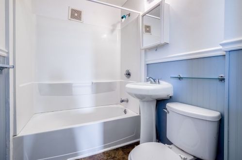 30 Esther St, Worcester MA 01607-1036 exterior