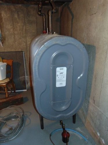 35 Hillsboro St, Quincy MA 02169-8914 exterior