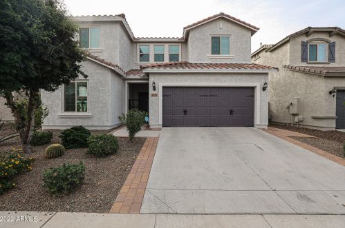 1817 Desperado Way, Phoenix AZ  85085-6351 exterior