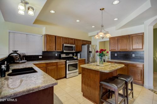 26250 46 St, Phoenix AZ 85008-2429 exterior