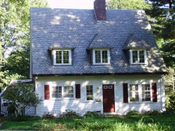 26 Magnolia Ave, Newton, MA 02458-2711