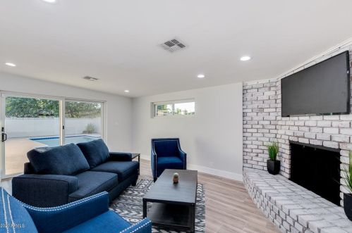 6320 4 Pl, Phoenix AZ 85012-1105 exterior