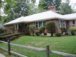 1735 Washington St, Newton, MA 02466-2816