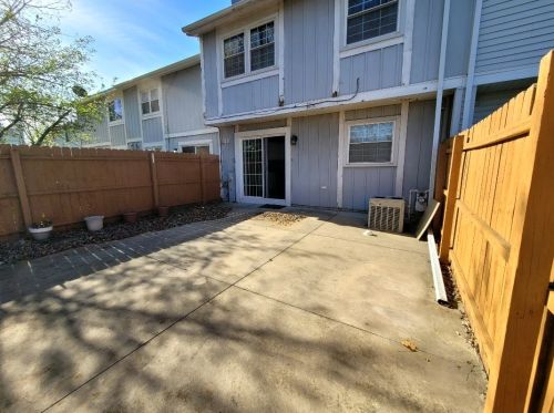 232 Karen Cir, Lemont IL  60440-2534 exterior