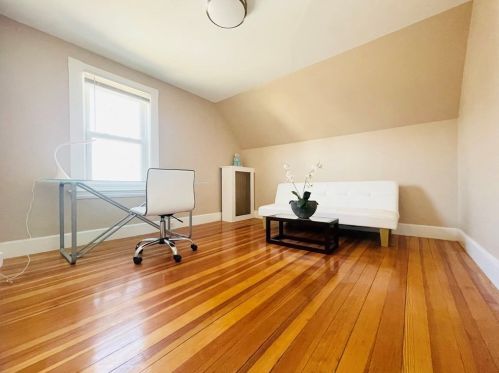 80 Central Ave, Newton MA 02460-1714 exterior