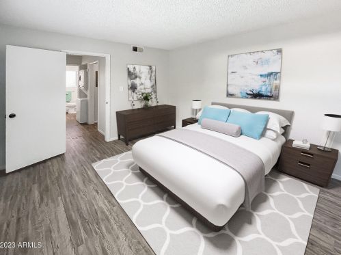 6201 16th St, Phoenix AZ  85016-1739 exterior