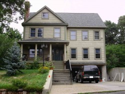 133 Charlemont St, Newton, MA 02461-1911